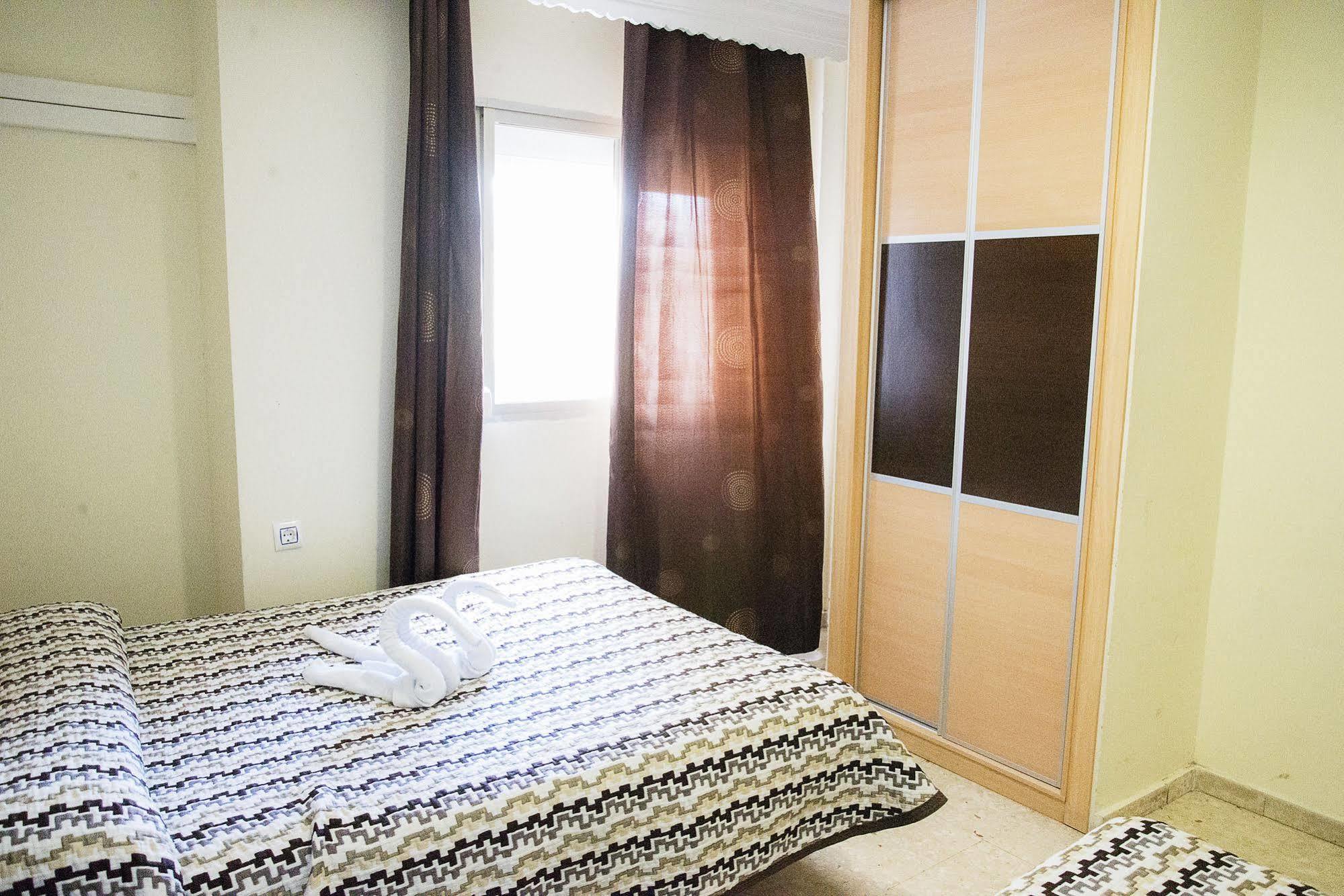 Hostal La Campana La Línea de la Concepción 외부 사진